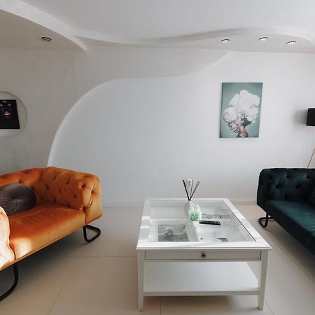 Bear's Apartment Alba Iulia Exterior foto